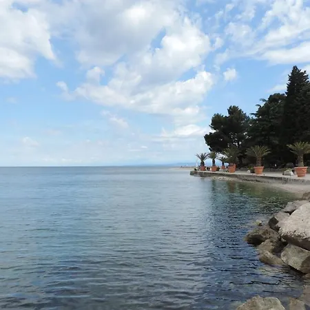 Lucky 7 איזולה