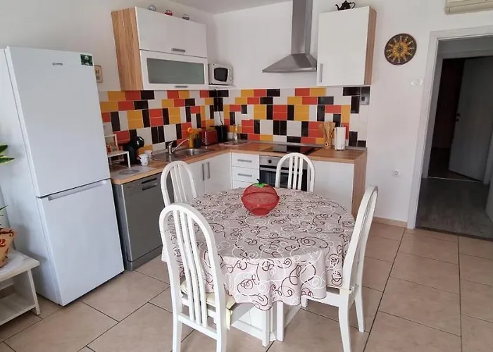 Lucky 7 アパート