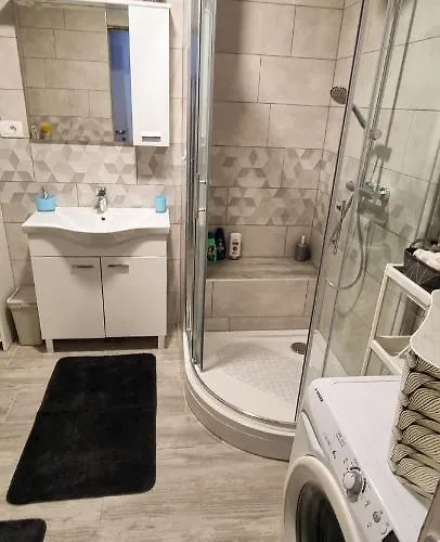 Lucky 7 アパート