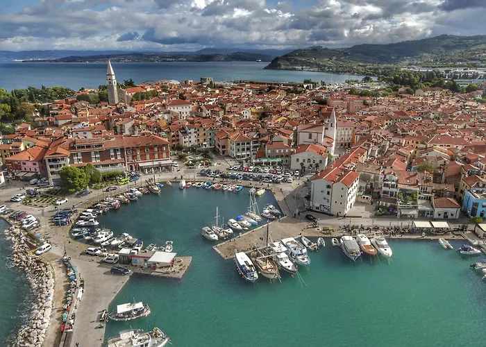 アパート Lucky 7 イゾラ